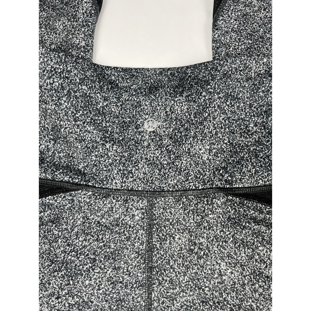 Lululemon‎ Pace Rival Crop Leggings "Line Up White Black" Luxtreme Fabric Sz 8 - Picture 4 of 9